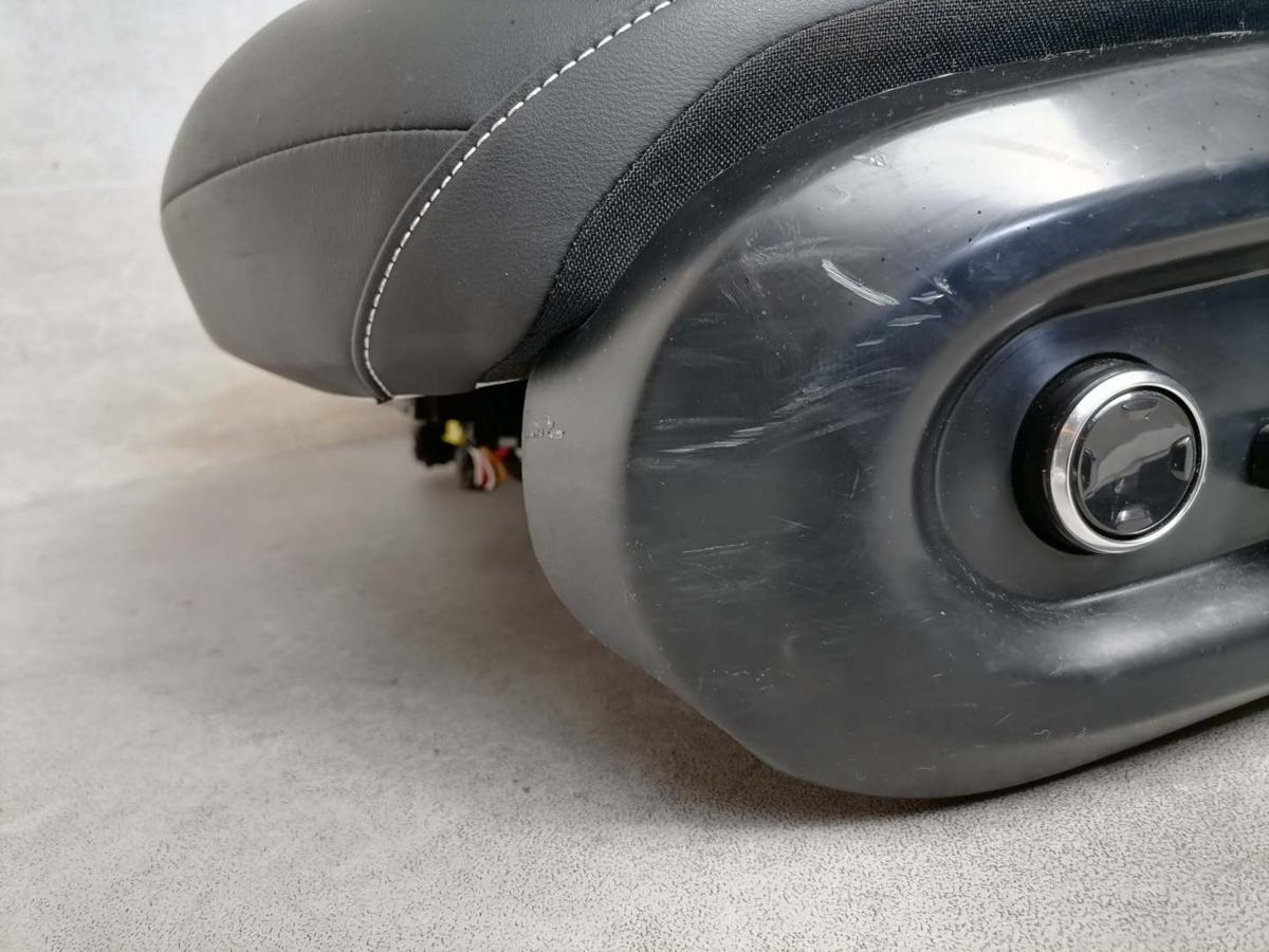 Smart #1 Brabus original Sitz vorn links Fahrersitz Leder Schwarz elektrisch verstellbar Bj.2022